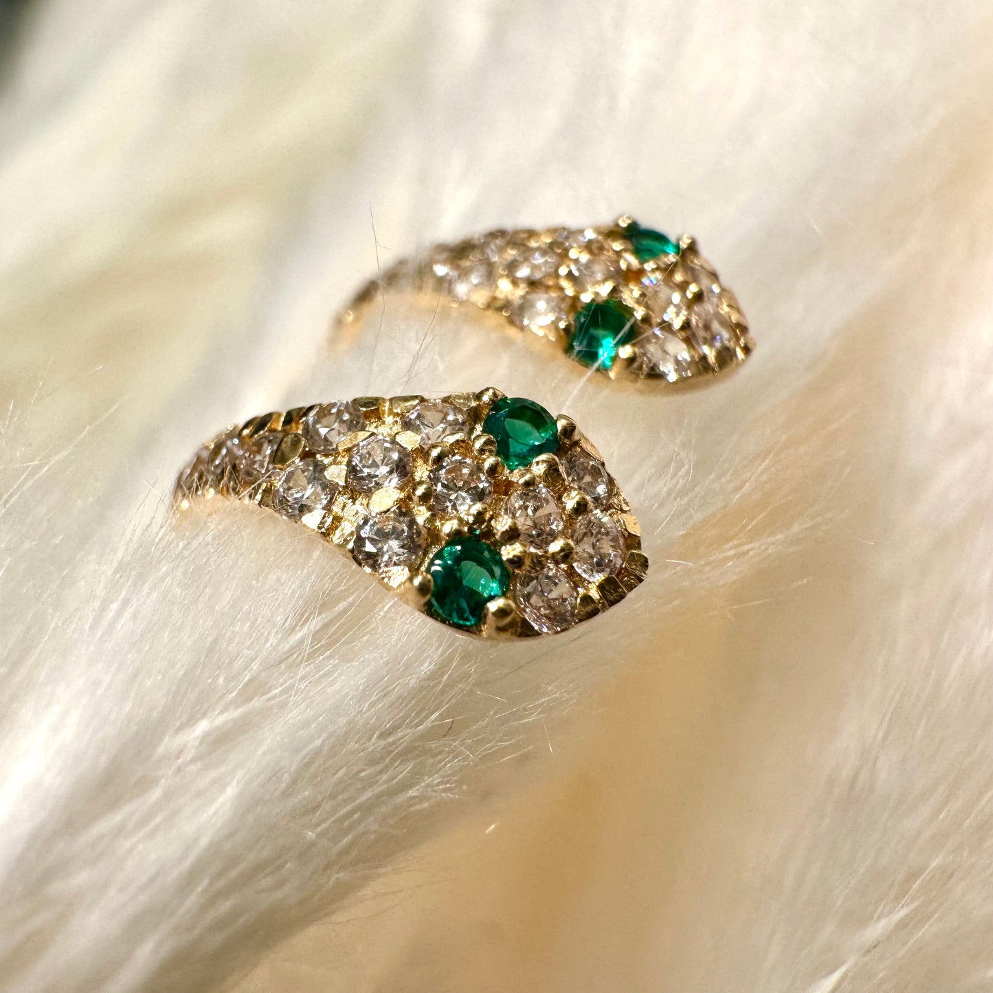 Dainty Green Eye Snake Half Huggie