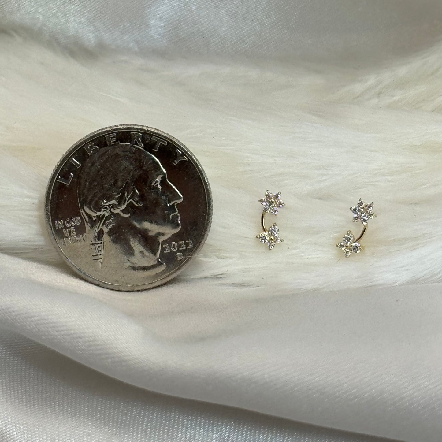 Small Butterfly x flower earrings