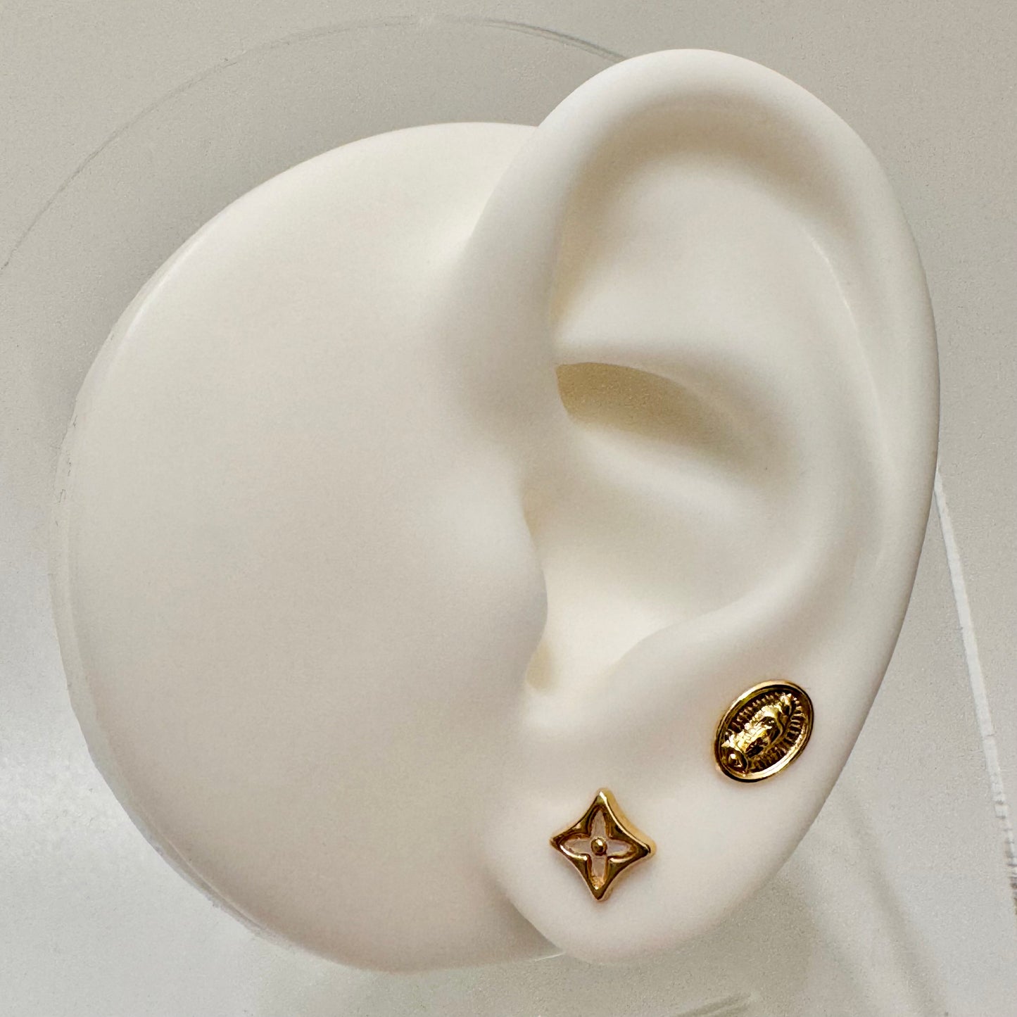 Small Squared Sparkle Flower Earring