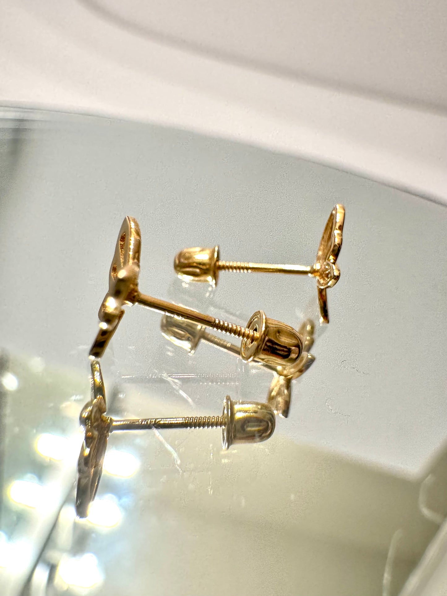 Wings up butterfly earrings