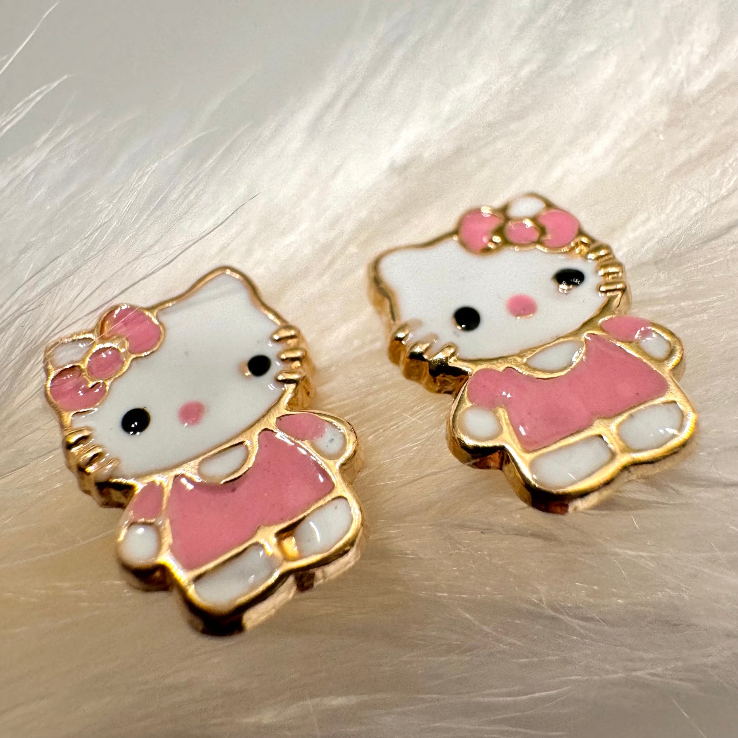 Small Hello Kitty Earrings