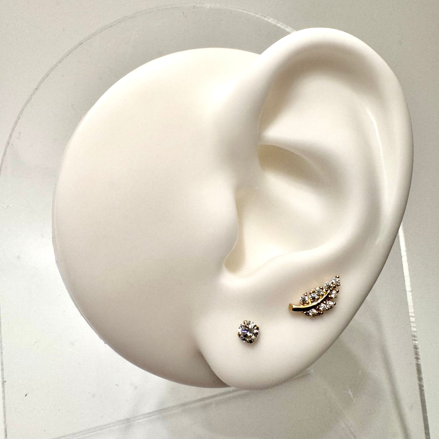 round cz earring 5mm