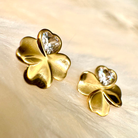 Lucky clover heart cz